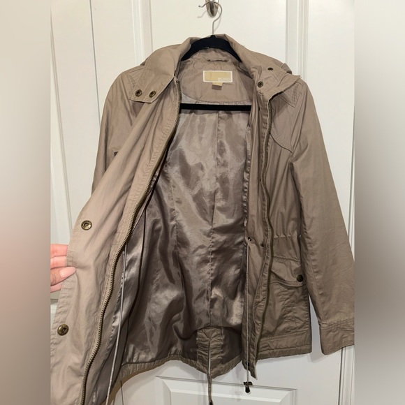 Michael Michael Kors Tan Raincoat - Picture 7 of 16